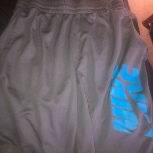 7 pair of Boys Short. Size:14/16